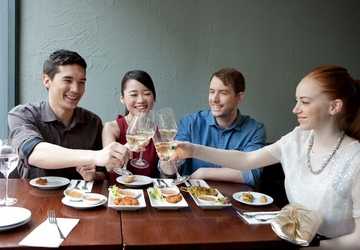 How to Host a Successful Potluck Dinner Party